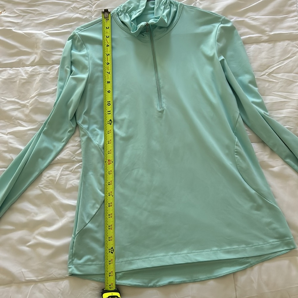 Tail Pullover - Picture 2 of 3
